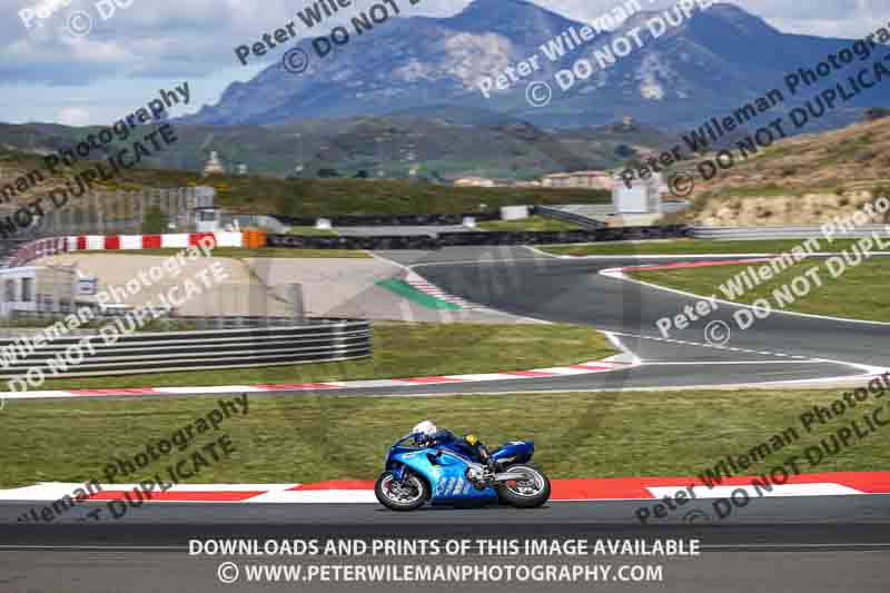 cadwell no limits trackday;cadwell park;cadwell park photographs;cadwell trackday photographs;enduro digital images;event digital images;eventdigitalimages;navarra;no limits trackdays;peter wileman photography;racing digital images;trackday digital images;trackday photos